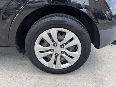 Used 2021 Kia Soul LX FWD image 9
