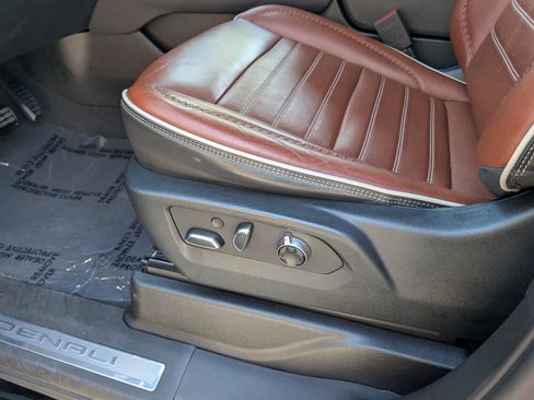 Certified 2023 GMC Yukon Denali Ultimate AWD/4WD image 26
