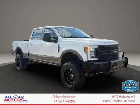 Used 2019 Ford F250 King Ranch w/ King Ranch Ultimate Package AWD/4WD image 1