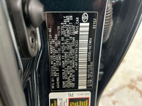 Used 2015 Toyota Camry LE image 27