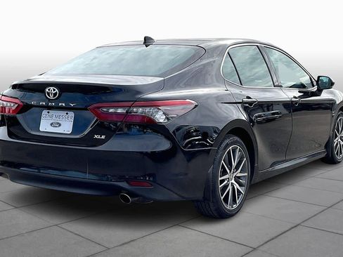 Used 2024 Toyota Camry XLE image 12