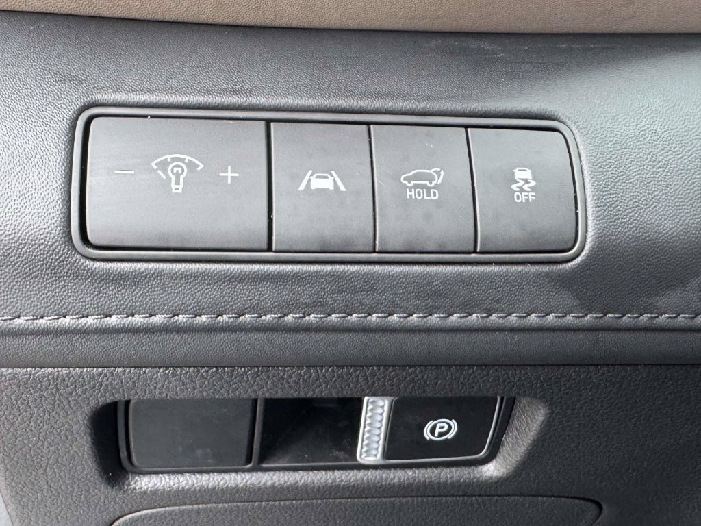 Used 2023 Hyundai Santa Fe SEL w/ Premium Package AWD/4WD image 20