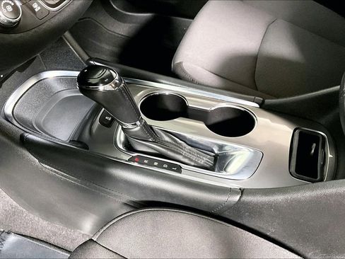 Used 2017 Chevrolet Malibu LT w/ Driver Confidence Package image 15