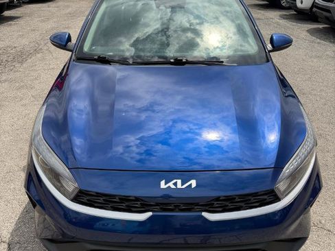 Used 2023 Kia Forte LXS w/ LXS Technology Package FWD image 10