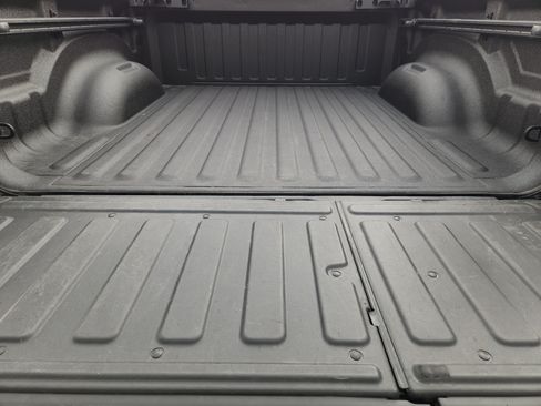 Used 2023 RAM 1500 Laramie AWD/4WD image 35
