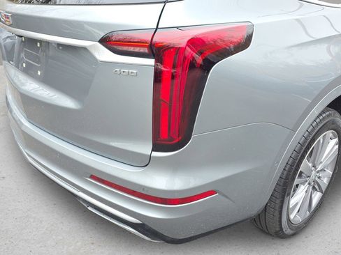 Certified 2024 Cadillac XT6 Premium Luxury w/ Platinum Package image 7