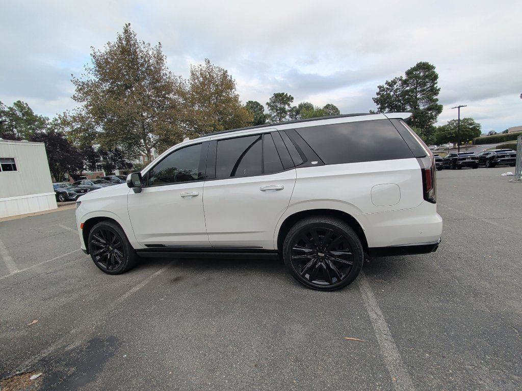 Used 2021 Cadillac Escalade Sport Platinum AWD/4WD image 6