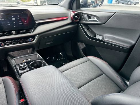 Used 2025 Chevrolet Equinox RS image 22