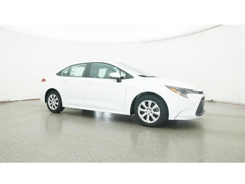 New 2026 Toyota Corolla LE image 28