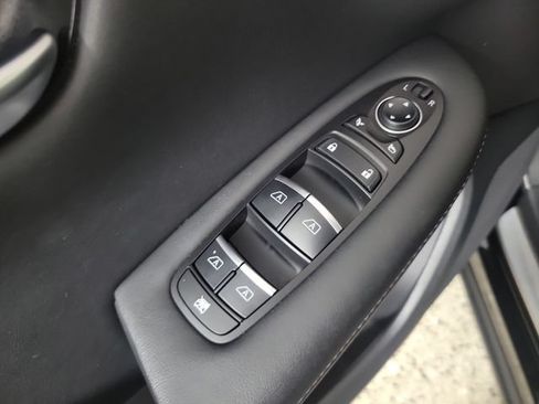 Certified 2025 INFINITI QX50 Luxe AWD/4WD image 18