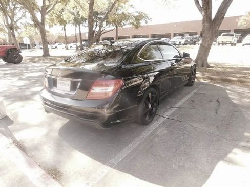 Used 2015 Mercedes-Benz C 250 C 250 Coupe 2D image 2