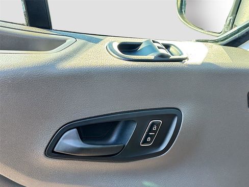 Used 2023 Ford Transit 350 XLT image 19