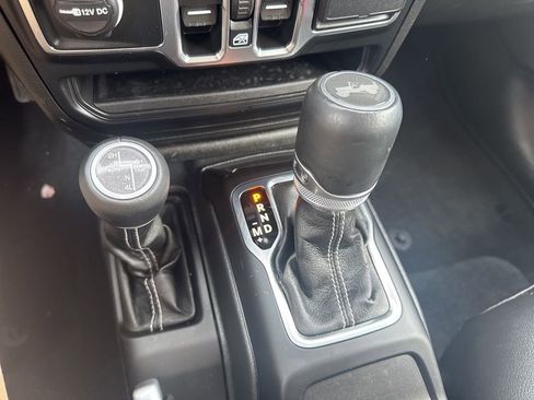 Used 2023 Jeep Wrangler Unlimited Sahara w/ Cold Weather Group image 24