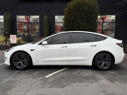 Used 2022 Tesla Model 3 Long Range image 9