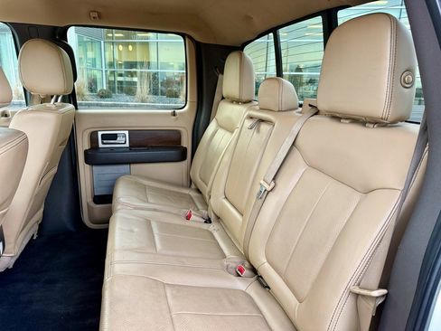 Used 2014 Ford F150 Lariat w/ Lariat Chrome Package image 10