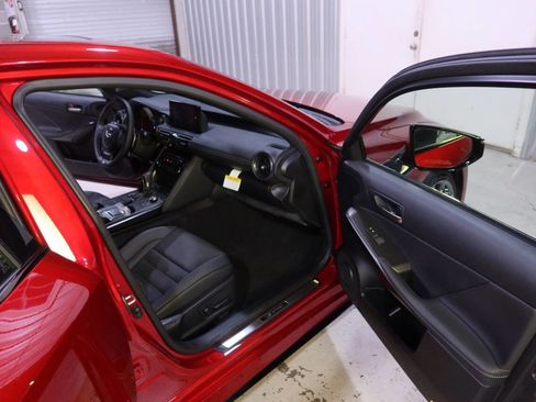Used 2025 Lexus IS 350 F Sport RWD image 12