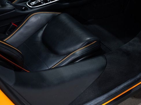 Used 2023 McLaren GT RWD image 30