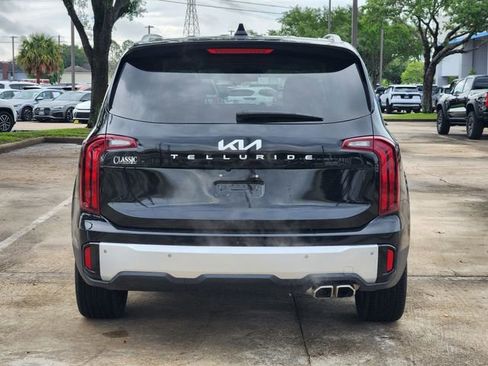 Used 2025 Kia Telluride S FWD image 6