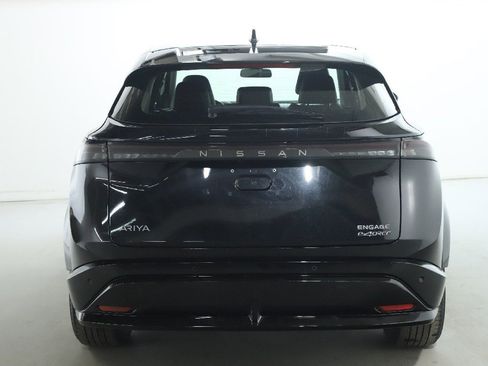 Used 2023 Nissan Ariya AWD image 41