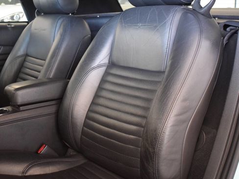 Used 2002 Ford Thunderbird Deluxe image 60