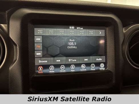 Used 2022 Jeep Wrangler Sport S image 7