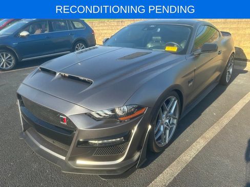 Used 2019 Ford Mustang GT Premium w/ Equipment Group 401A RWD image 5