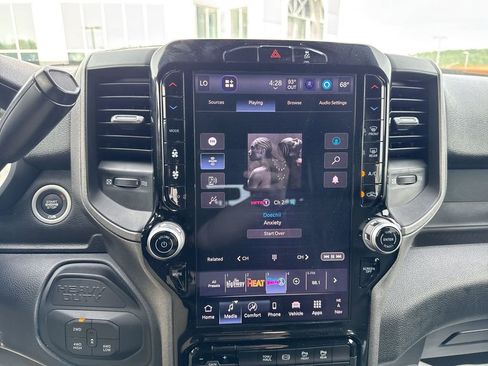 Used 2025 RAM 3500 Tradesman AWD/4WD image 16
