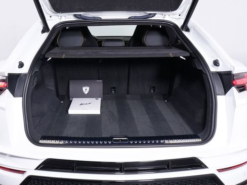 Used 2024 Lamborghini Urus S image 19