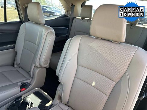 Used 2018 Honda Pilot Elite image 14