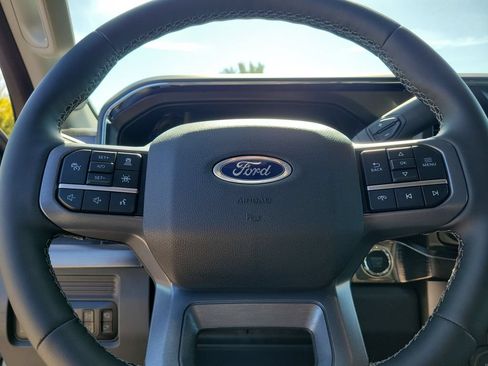New 2026 Ford F350 Lariat w/ Black Appearance Package AWD/4WD image 16
