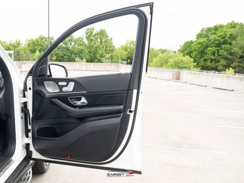 Used 2021 Mercedes-Benz GLS 450 4MATIC image 44