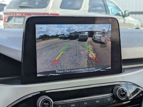 Used 2022 Ford Escape SEL FWD image 21