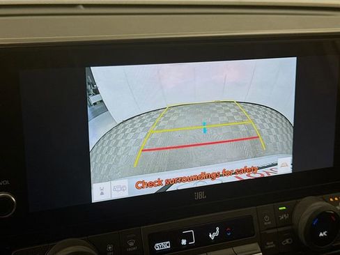 Used 2024 Toyota Grand Highlander FWD image 13