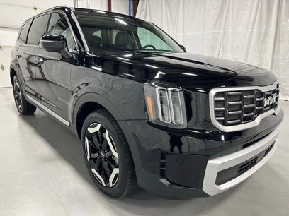 Used 2025 Kia Telluride S
