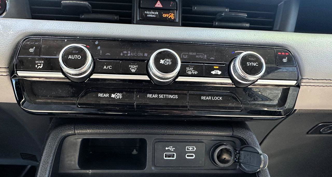 Used 2025 Honda Pilot Touring image 18