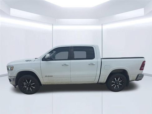 Used 2020 RAM 1500 Laramie AWD/4WD image 3