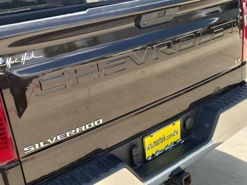 Used 2019 Chevrolet Silverado 1500 LT w/ Texas Edition RWD image 18