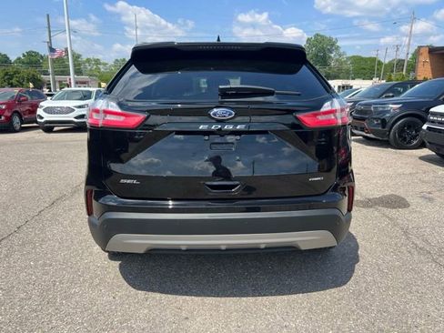Used 2024 Ford Edge SEL w/ Convenience Package AWD/4WD image 5