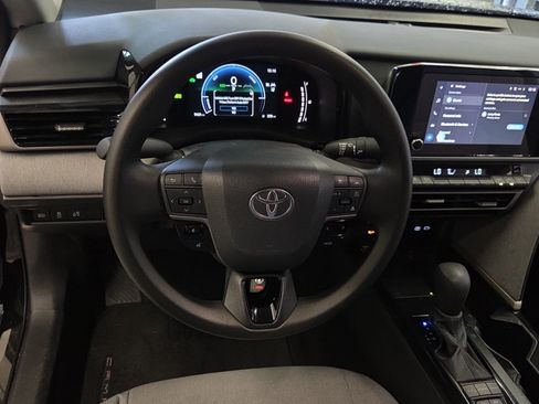 Used 2026 Toyota Camry LE FWD image 11