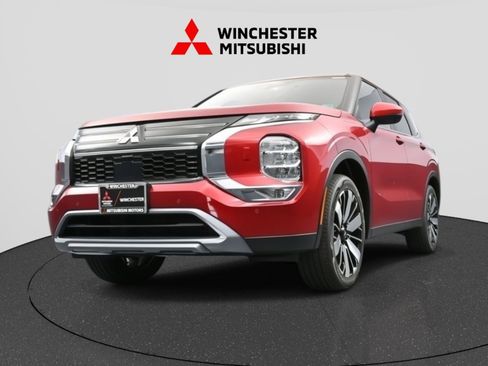 New 2025 Mitsubishi Outlander SE image 31
