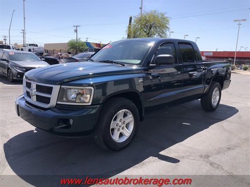 Used 2011 Dodge Dakota Big Horn w/ Utility Group AWD/4WD image 4