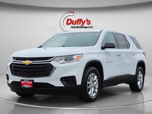 Used 2018 Chevrolet Traverse LS w/ LPO, Floor Liner Package AWD/4WD image 13