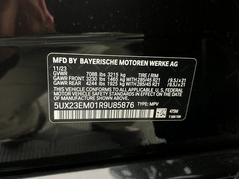 Certified 2024 BMW X7 xDrive40i w/ Premium Package image 31