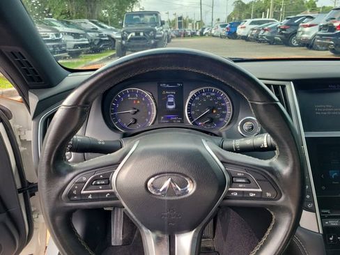 Used 2018 INFINITI Q60 3.0t Luxe w/ Sensory Package 3.0T Luxe AWD/4WD image 18