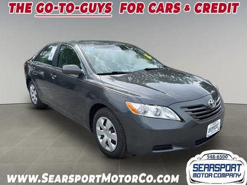 Used 2009 Toyota Camry SE image 2