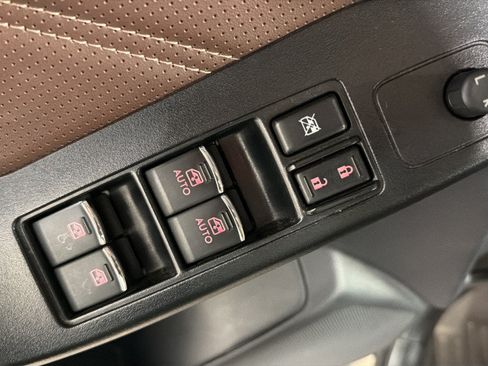Used 2017 Subaru Forester 2.0XT Touring AWD/4WD image 15