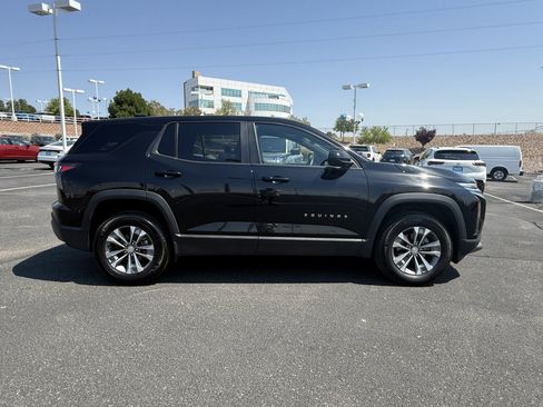 Used 2026 Chevrolet Equinox LT AWD/4WD image 4