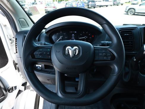 Used 2023 RAM ProMaster 2500 FWD image 12