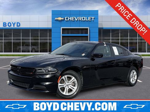 Used 2020 Dodge Charger SXT w/ Leather Interior Group image 1