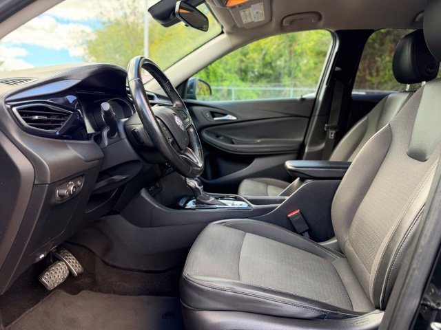 Used 2021 Buick Encore GX Preferred w/ Cold Weather Comfort Package FWD image 6